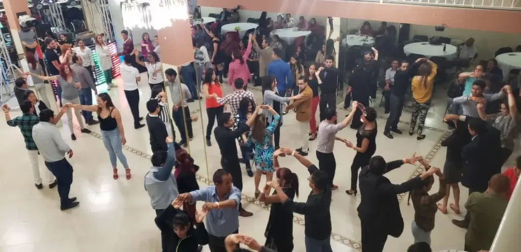Curso Sabatino – Cumbia at Collage Dance Studio 2025