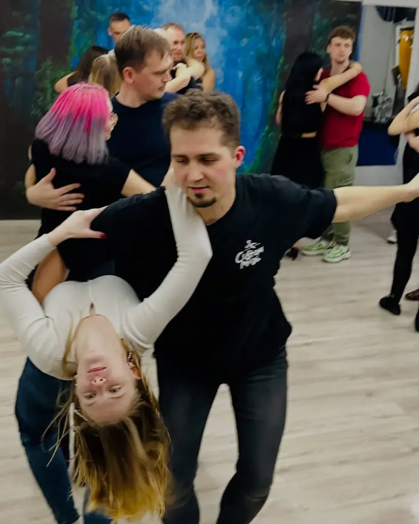 Dance Café at SalsaBO