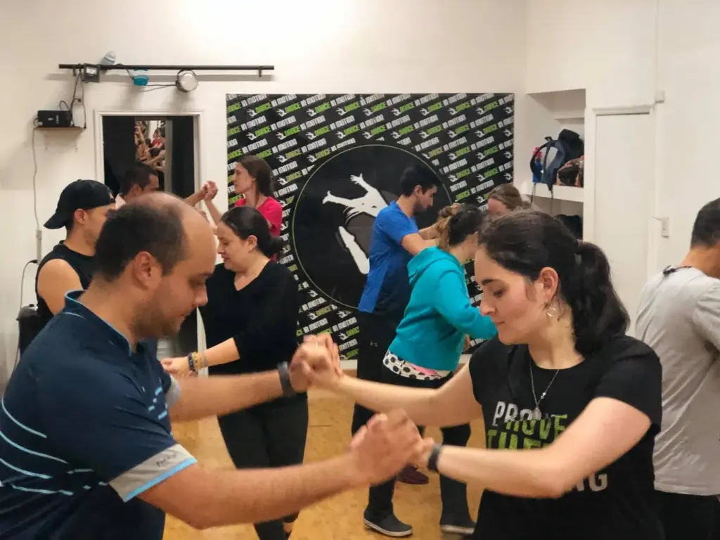 Dance in Motion Weekly Dance Classes