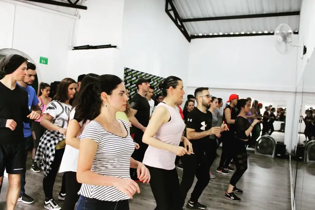 Dance in Motion Weekly Dance Classes