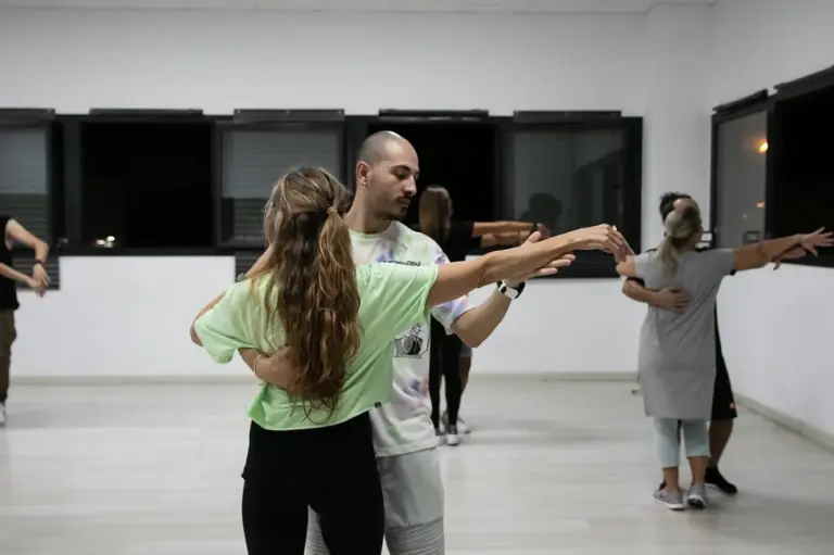 Clases de Baile Latino DanceCraft