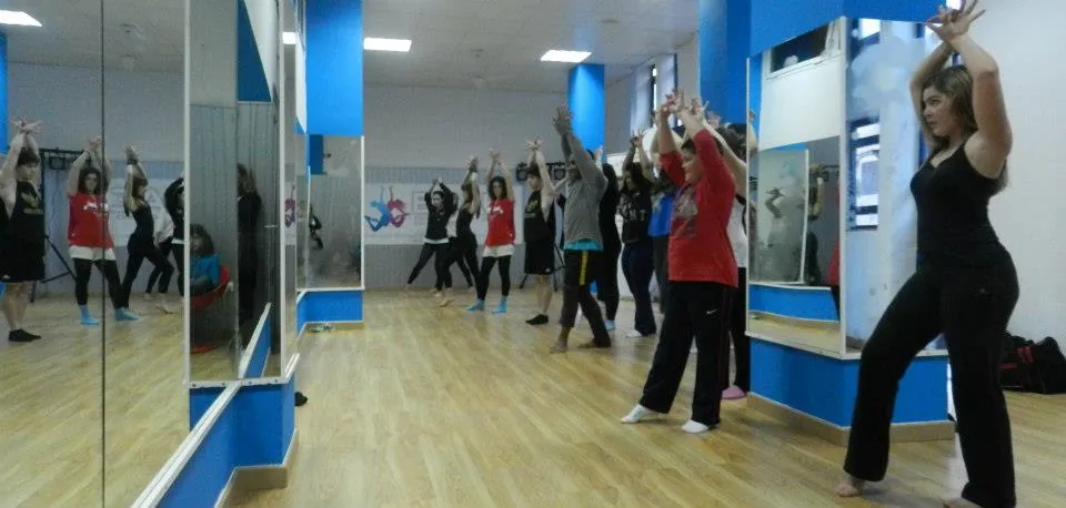 EDAE Córdoba – Salsa & Bachata Weekly Classes