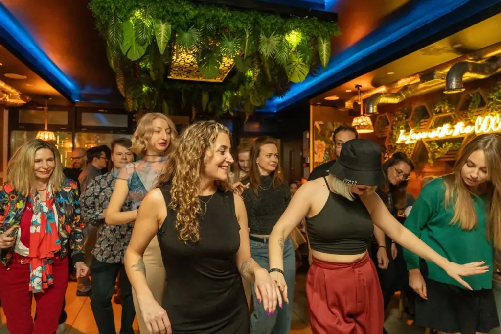 Free Indoors Salsa & Bachata Lessons & Social Dance Party at COCO Lounge