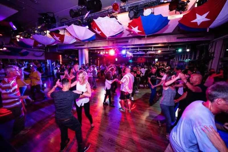 Friday Night at Bananenreiferei