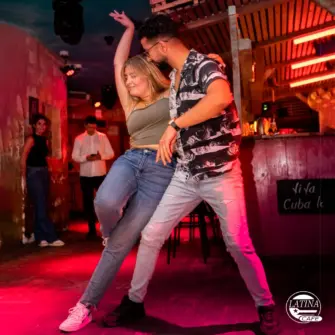 Venerdì Salsa al Latina Café