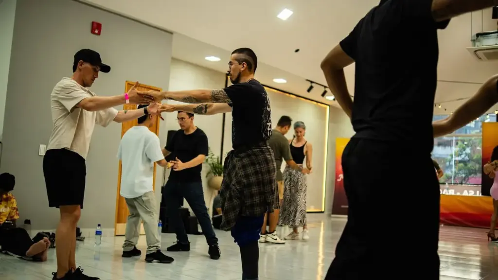 Friday Salsa Class and Social at Laureles