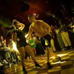 Giovedì di Classi Timba e Rueda de Casino presso La Topa Tolondra
