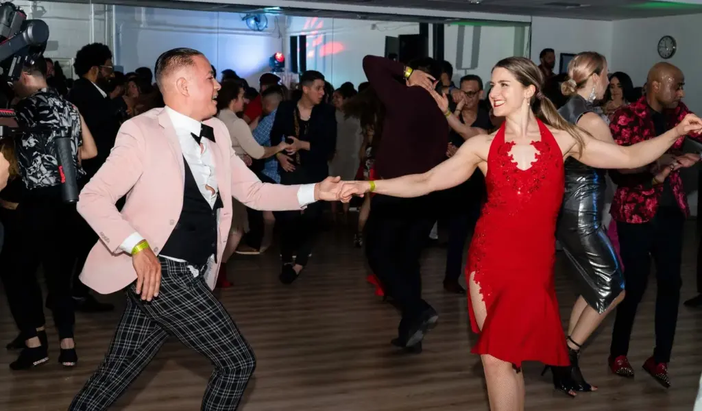 La Vibra – Dallas Salsa & Bachata Social