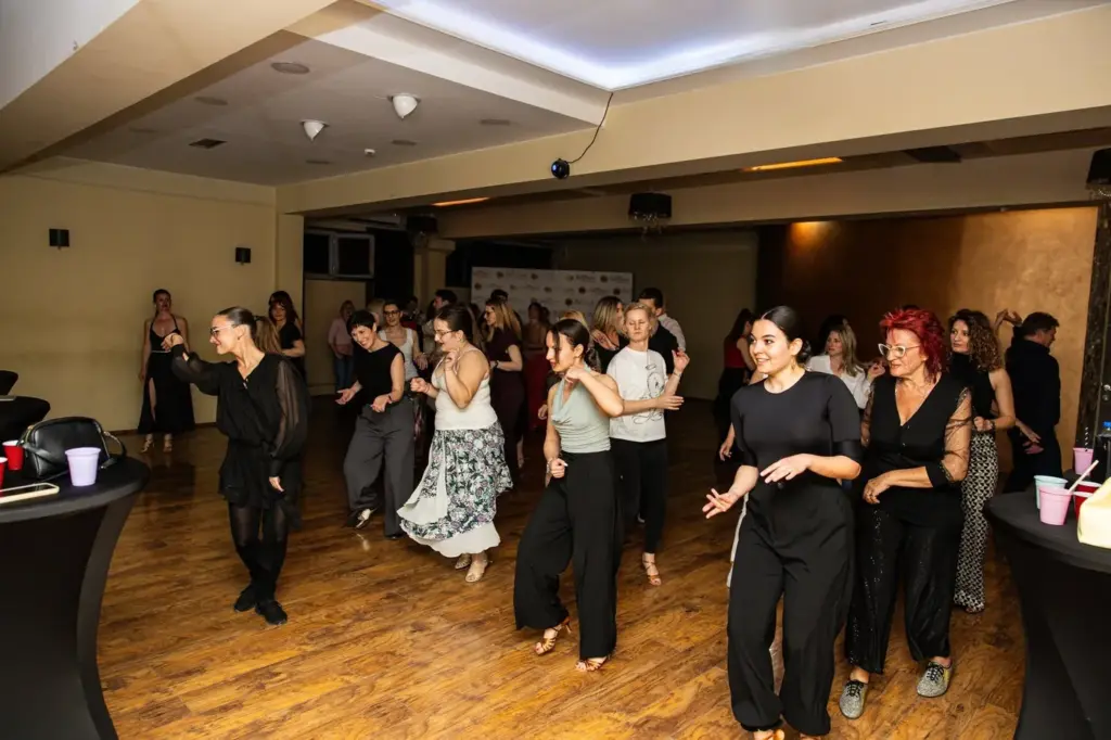 Latin Dance Classes at ChaChaMoon Belgrade
