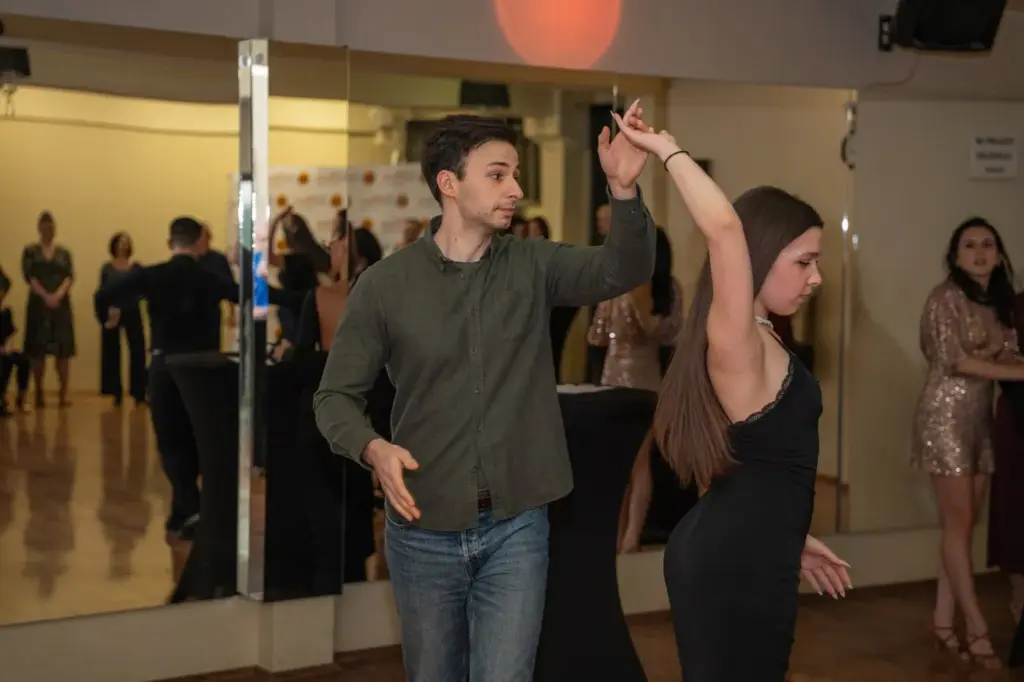Latin Dance Classes at ChaChaMoon Belgrade