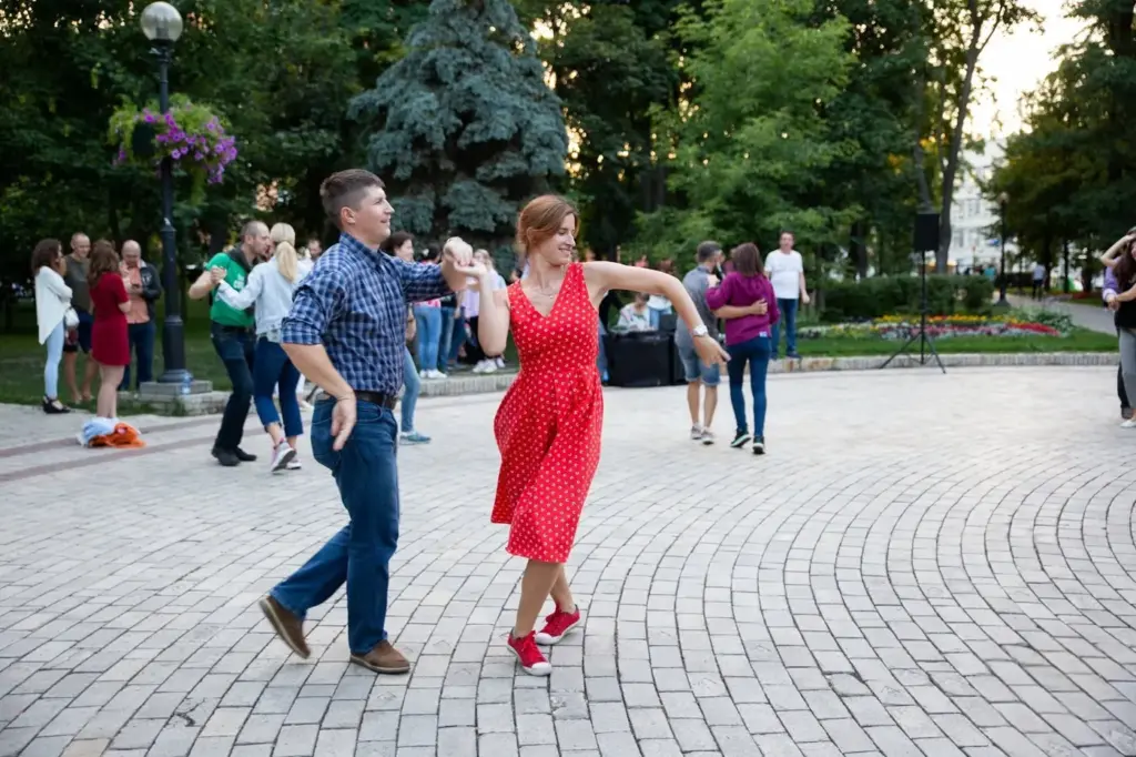 Latin Dance Open Air at Shevchenko Park Kyiv
