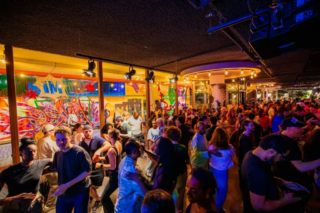 Latincafé Dox with DJ Virgil