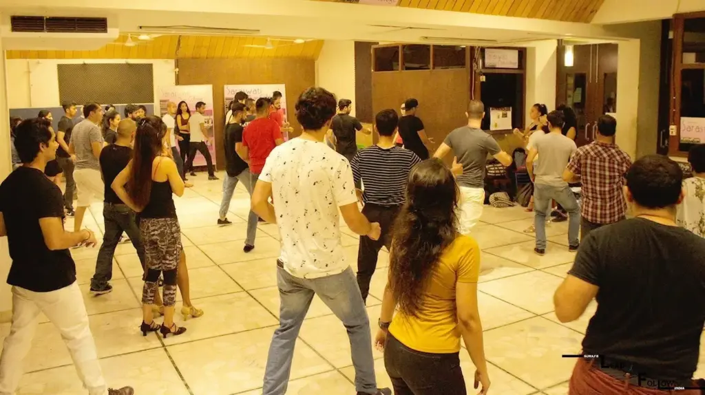 Lead & Follow India Salsa Classes