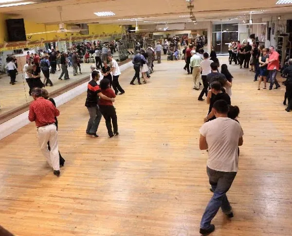 Mazurelle Weekly Salsa & Bachata Classes