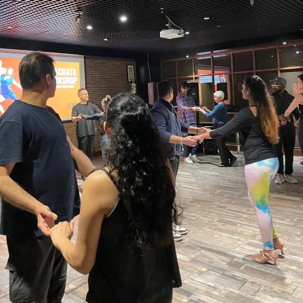 Moving Souls Salsa Classes