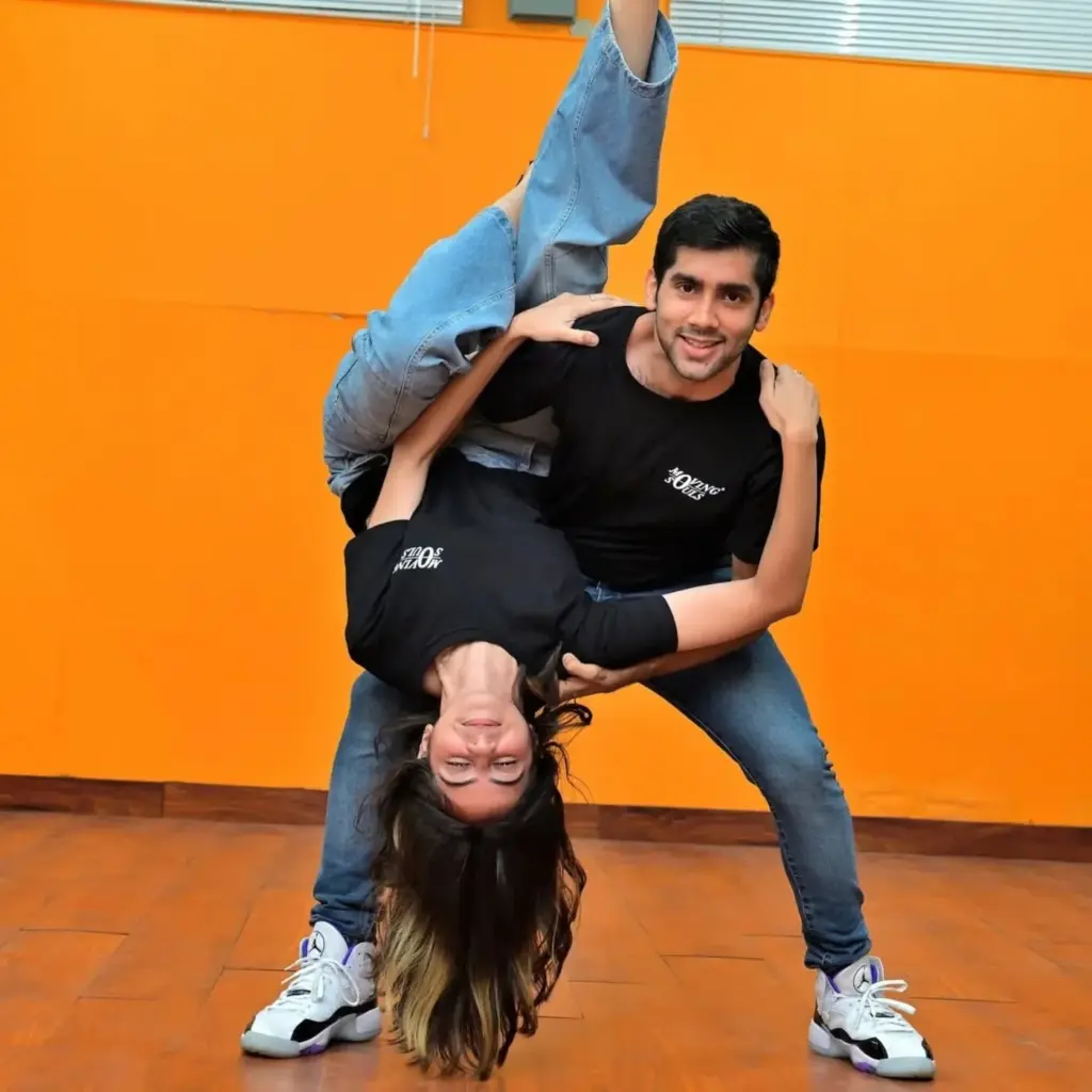Moving Souls Salsa Classes