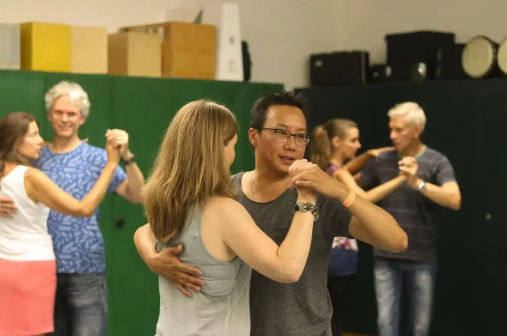 Muevete Latin Dance Training Basel