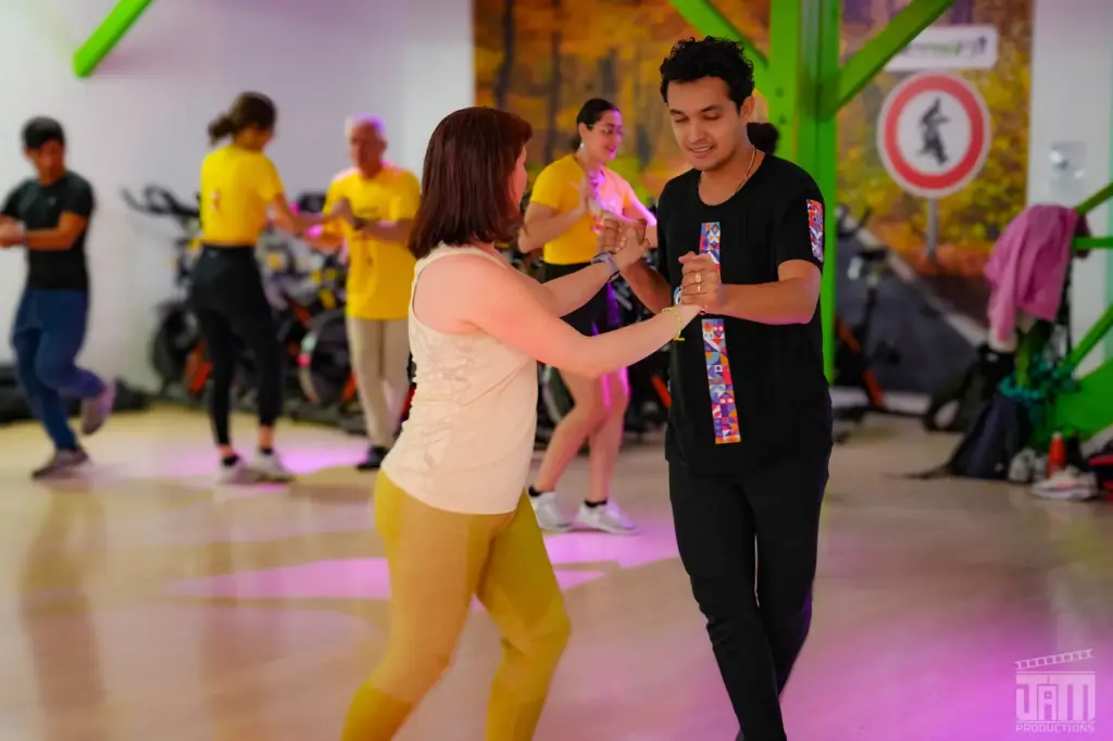 PuntaTalon Academy Weekly Salsa Classes