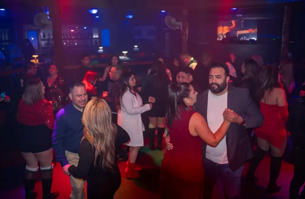 Reggaeton Friday Night at Al-Amir Arlington