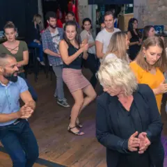 Salsa & Bachata Mercredis au Cabana Café