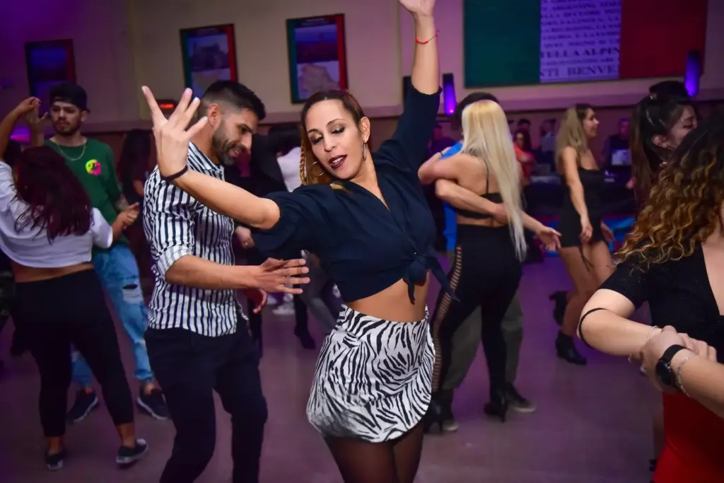 Salsa and Bachata Classes and Social at El Barcito Bachatero