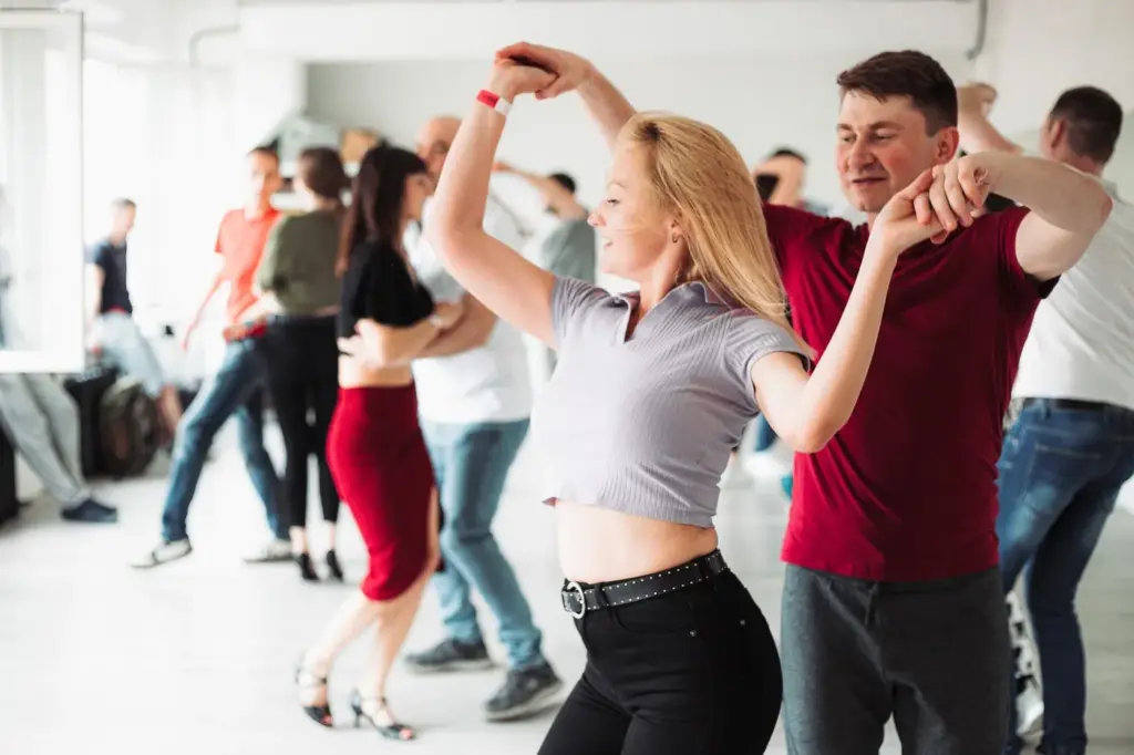 Salsa and Bachata Classes at Bachata Blanca Kyiv