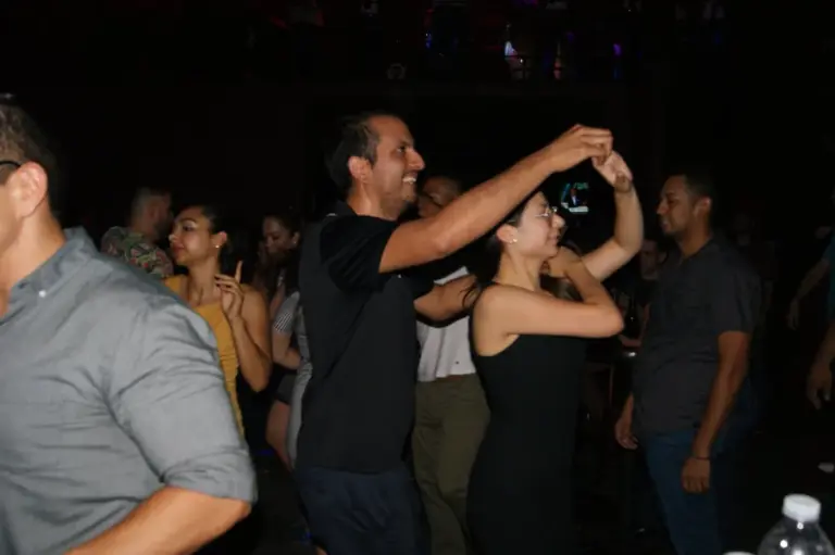 Cours de Salsa et Bachata chez Bemberé Latin Dance