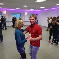 Cours de Salsa et Bachata à Connect’in Dance Annecy