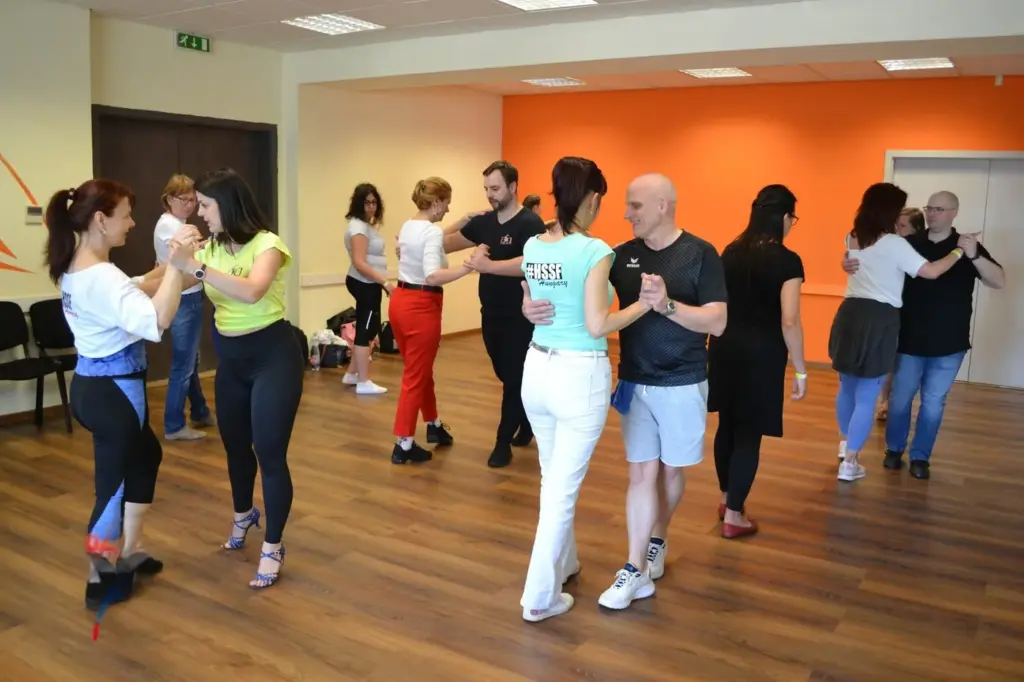 Salsa and Bachata Classes at Dolce Dance Serbia