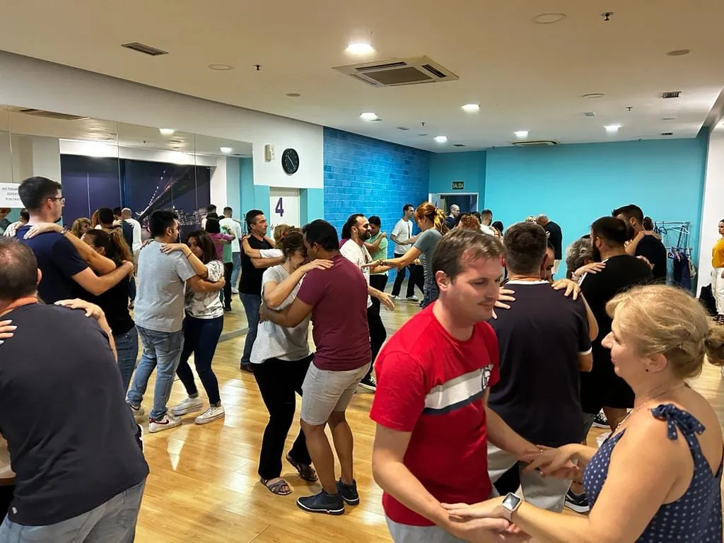 Salsa and Bachata Classes at Dreamers Dance Studio