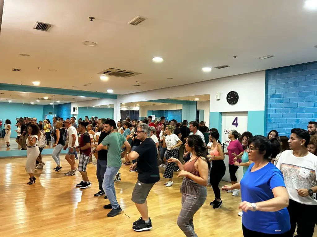 Salsa and Bachata Classes at Dreamers Dance Studio