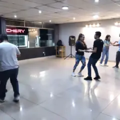 Cours de Salsa et Bachata au FG Dance Studio Arequipa