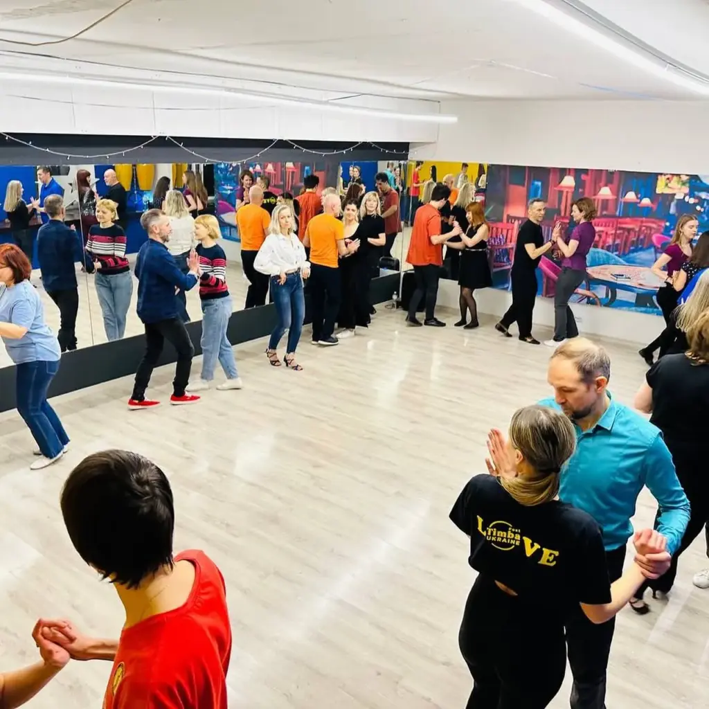 Salsa and Bachata Classes at Raíces Dance Studio Kyiv