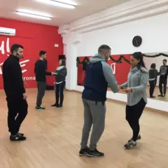 Cours de Salsa et Bachata à U Dance Girona