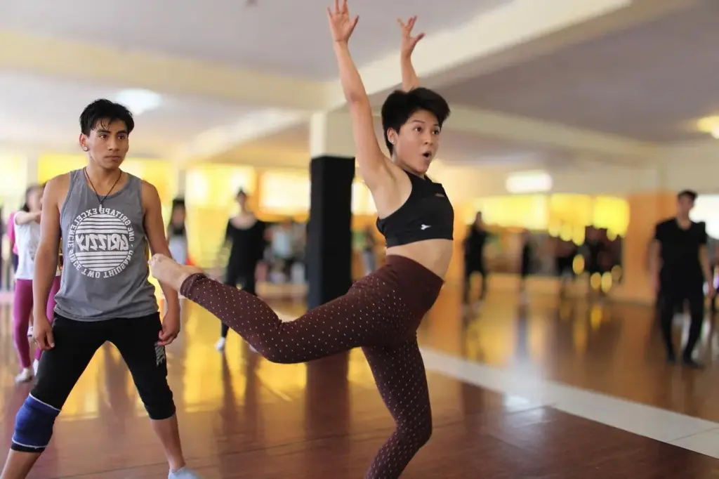 Salsa and Bachata Courses at Liber Dance