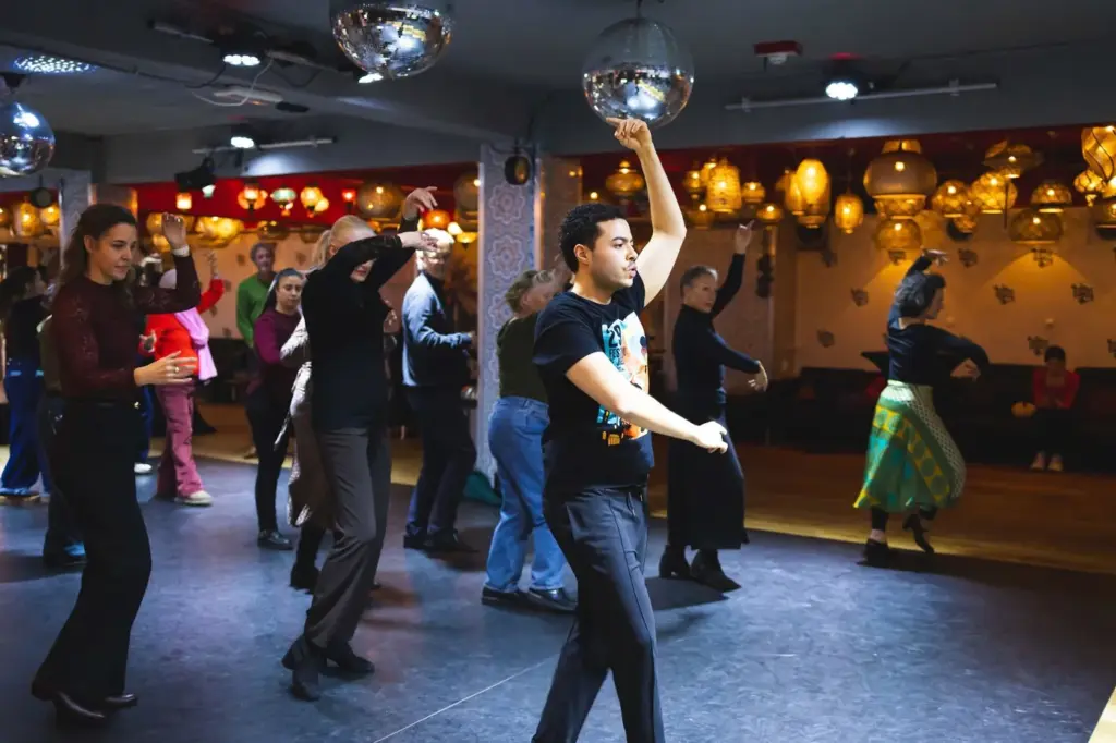 Salsa and Bachata Lessons at Salsability