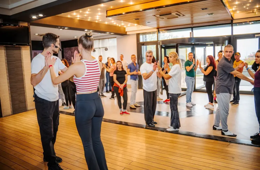 Salsa & Bachata Beginner Group at PaLante
