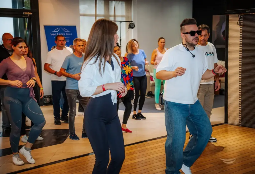 Salsa & Bachata Beginner Group at PaLante
