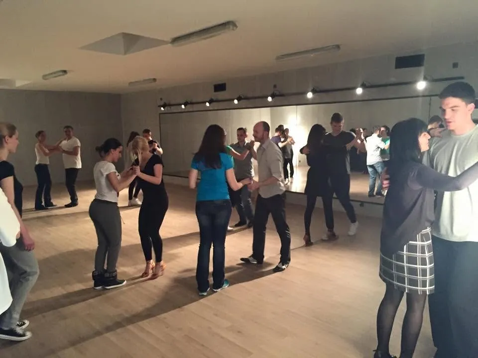 Salsa & Bachata Classes at Dare To Dance Belgrade