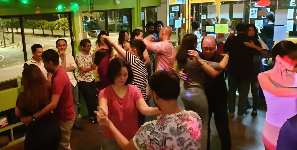 Salsa, Bachata & Rueda Socials at Havana Estudio