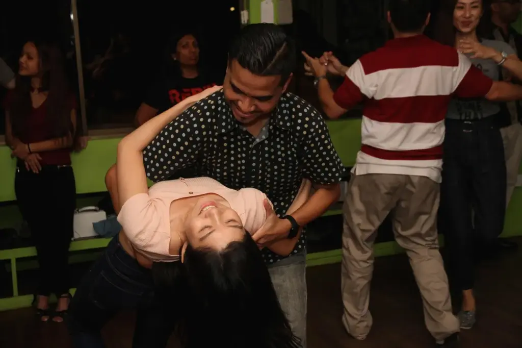 Salsa, Bachata & Rueda Socials at Havana Estudio