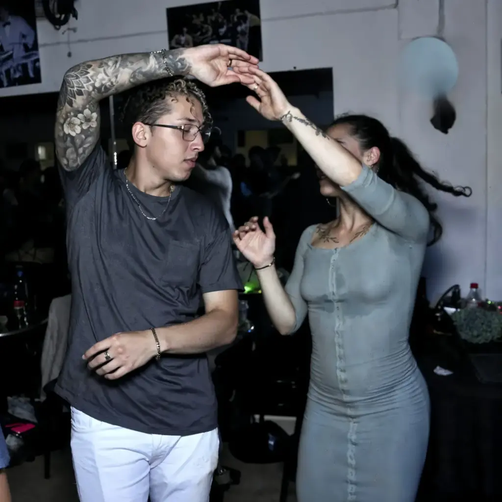 Salsa Casino Básico on Fridays at Nueva Guardia