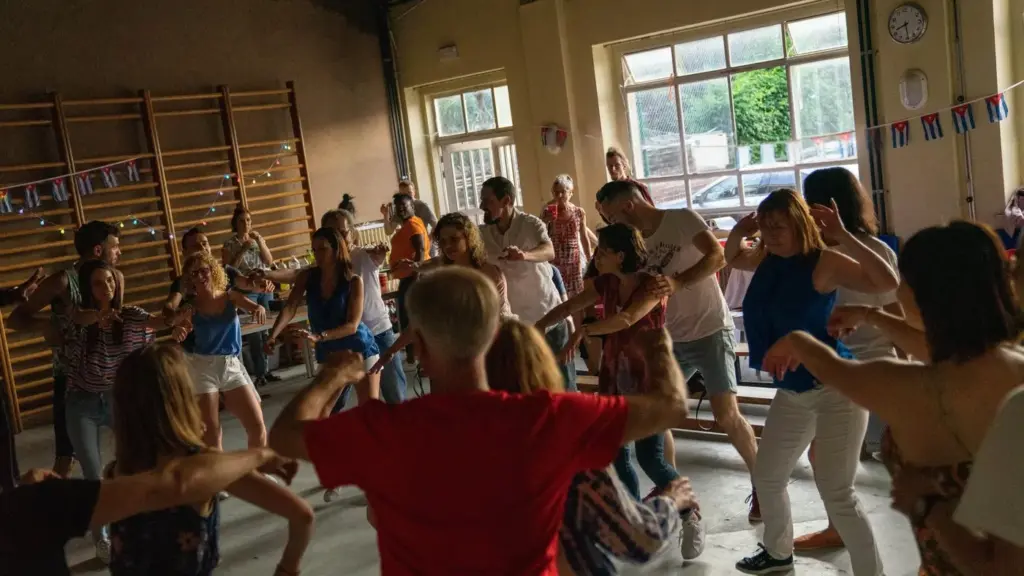 Salsa Casino Classes Brussels 2025–2026 at Camina Dance School