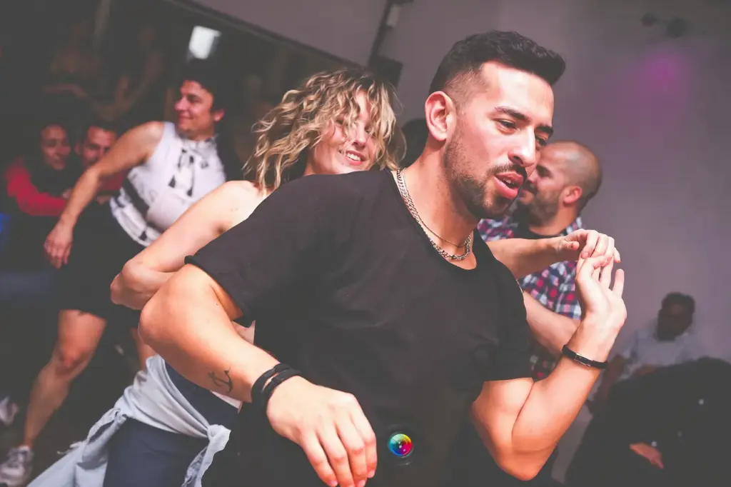Salsa Classes at El Rumbón