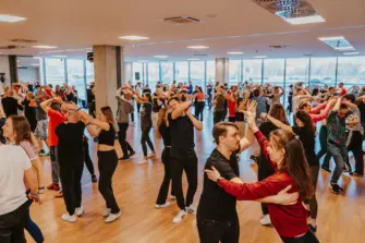 Corsi di Salsa al Forum Tańca Kraków