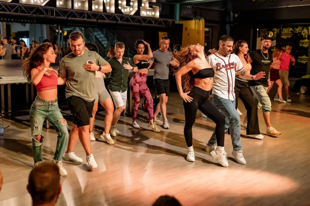 Salsa Classes at LOFToDANCE Warsaw