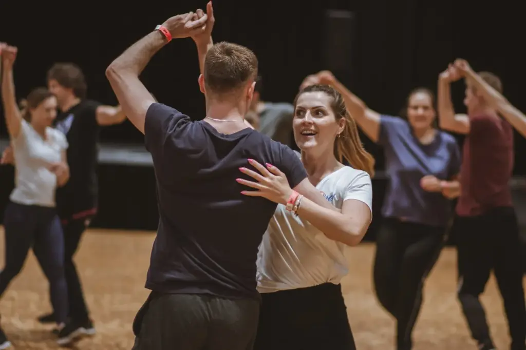 Salsa Classes at Oye Dance School