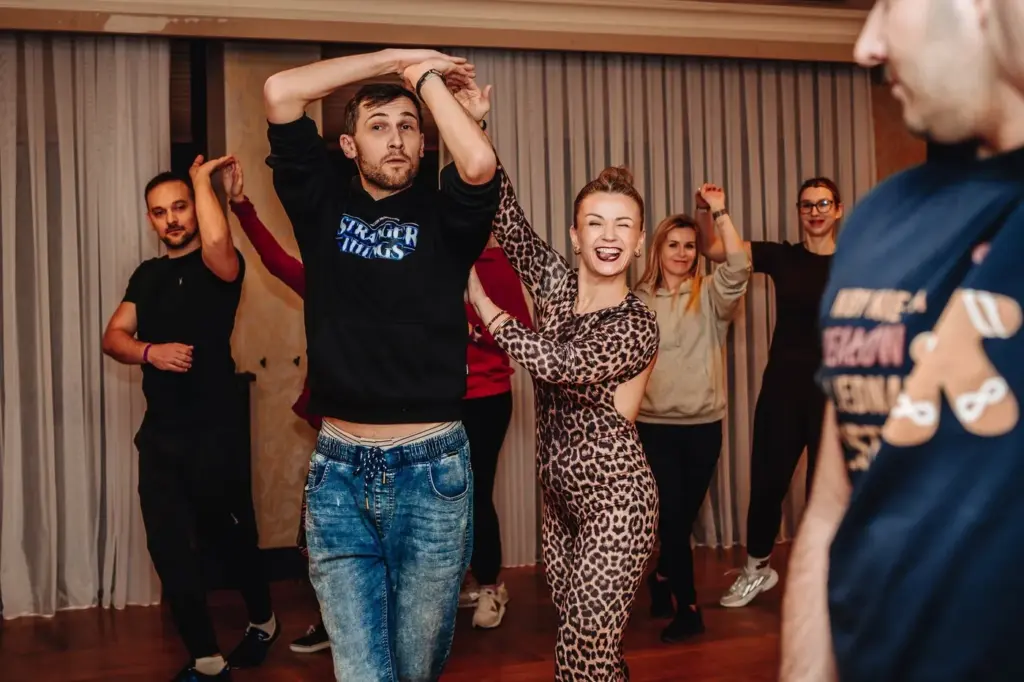 Salsa Classes at Salsa Sabrosa Dance Studio