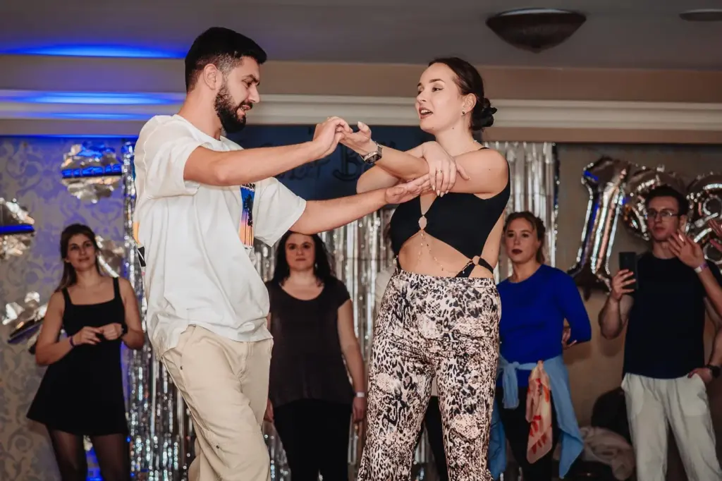 Salsa Classes at Salsa Sabrosa Dance Studio
