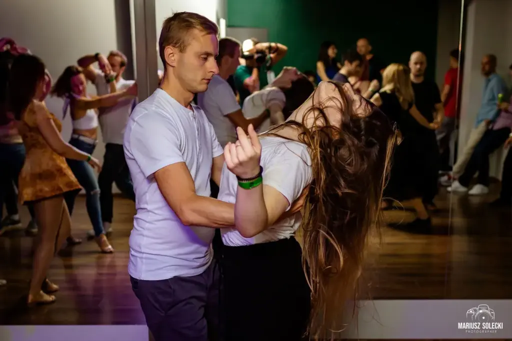 Salsa Classes for Beginners at ABRA Studio